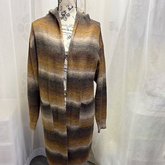 Striped Hooded Women's Sweater - Picture 1 of 4